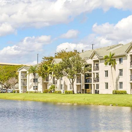 Stunning Centrally Located Apartments At New River Cove In South Florida Fort Lauderdale Dış mekan fotoğraf