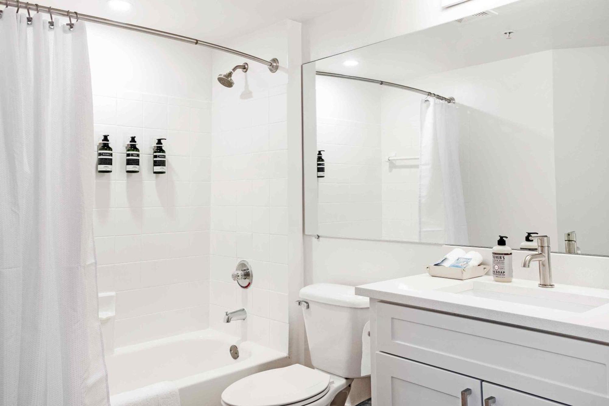 Stunning Centrally Located Apartments At New River Cove In South Florida Fort Lauderdale Dış mekan fotoğraf